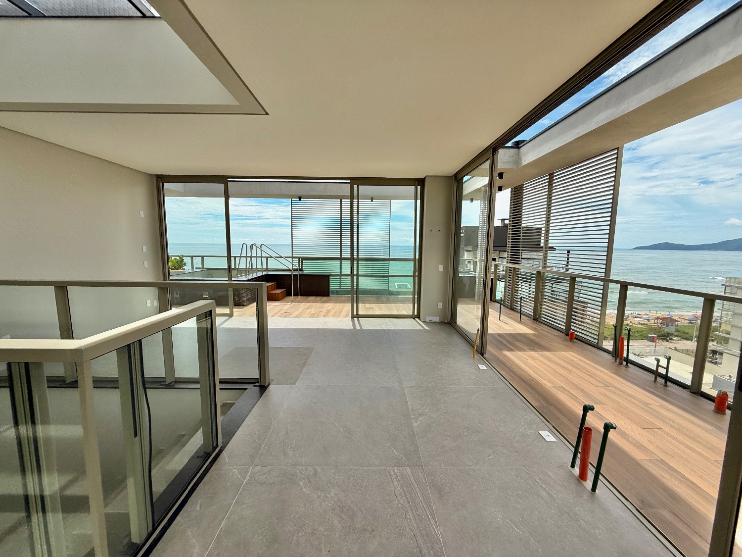 Cobertura no Ed. Horizon Luxury Residences na Praia Brava - foto 15