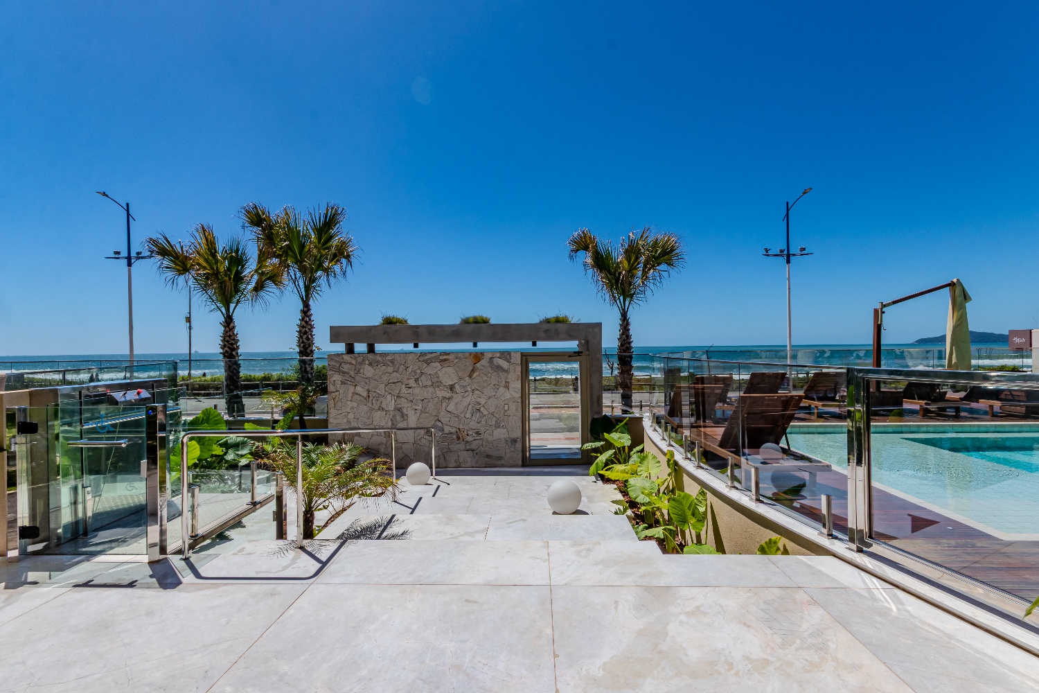 Cobertura Duplex no Ed. Tirreno Residenziale na Praia Brava de Praia Brava - foto 5