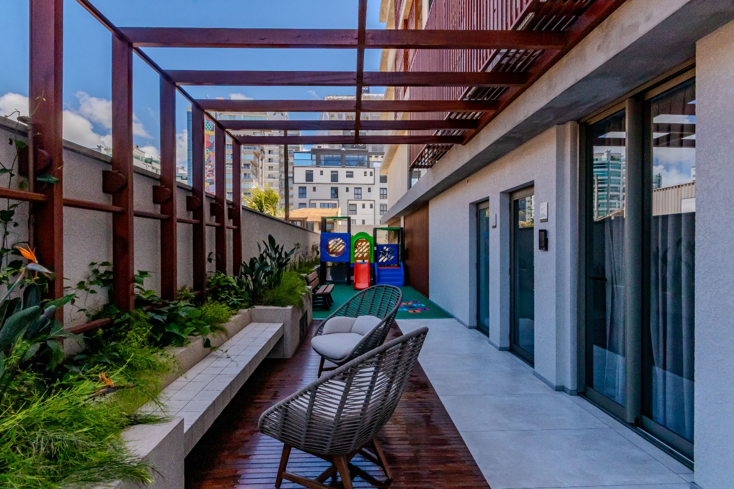 Cobertura Duplex no Ed. Tirreno Residenziale na Praia Brava de Praia Brava - foto 14