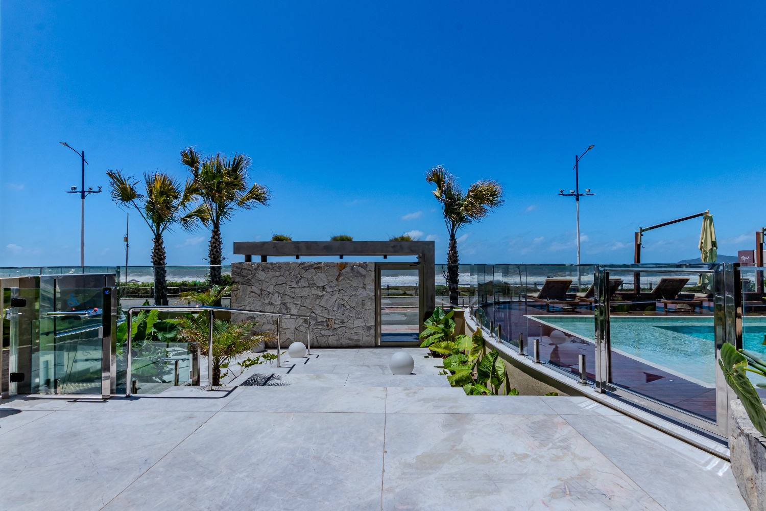 Cobertura Duplex no Ed. Tirreno Residenziale na Praia Brava de Praia Brava - foto 16