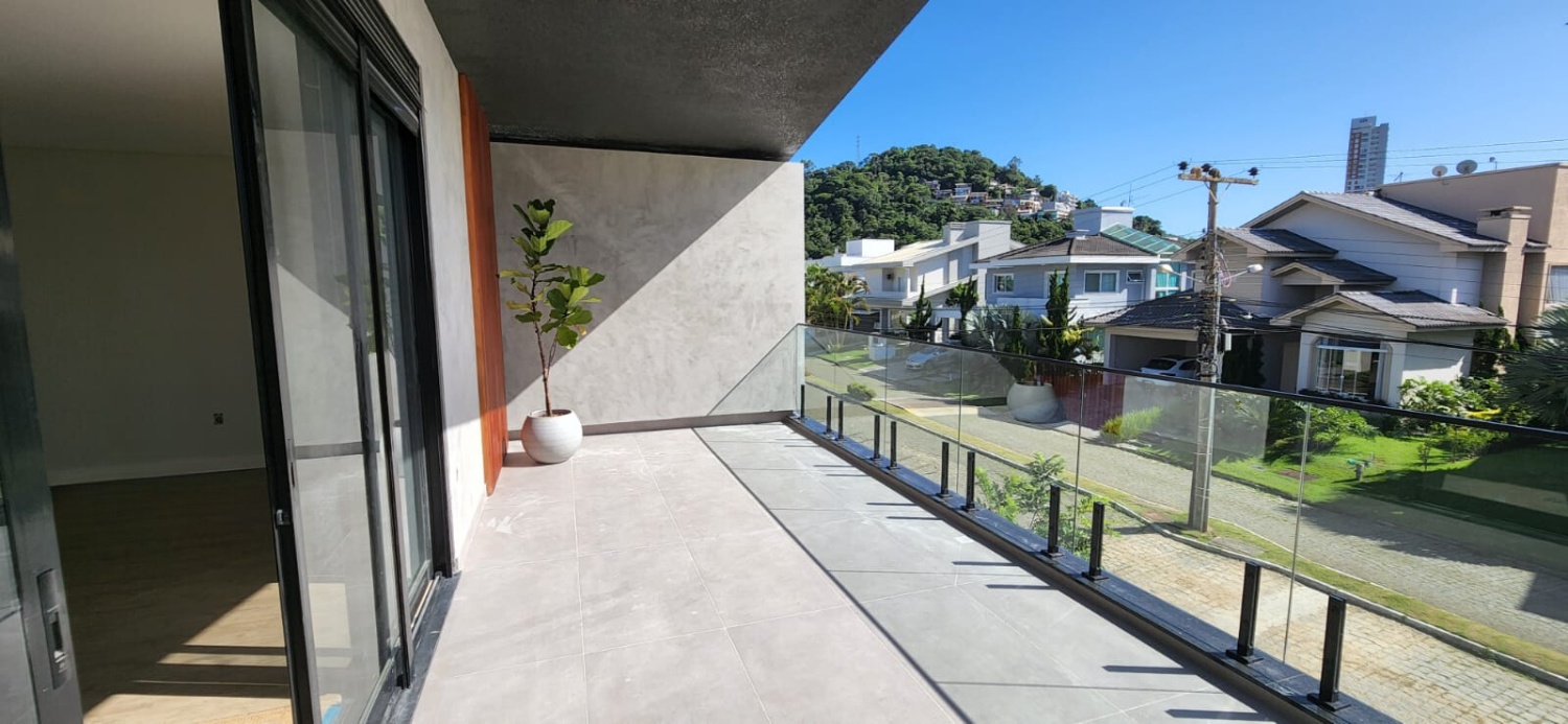 Casa no Condomínio Horizontal Praia Brava - foto 18