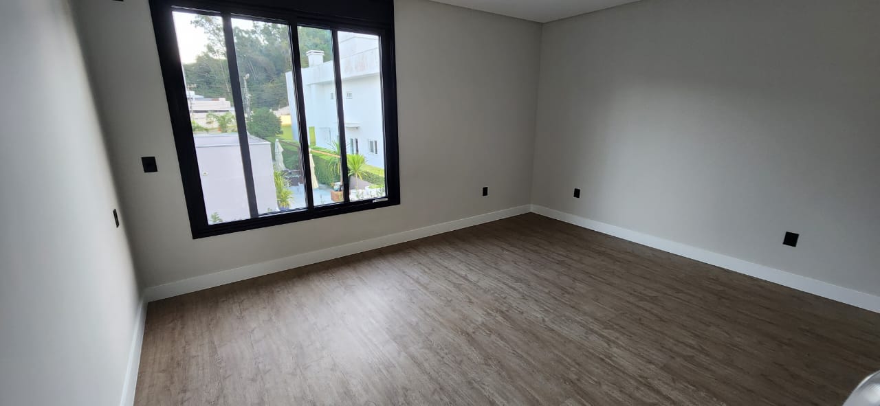 Casa no Condomínio Horizontal Praia Brava - foto 24