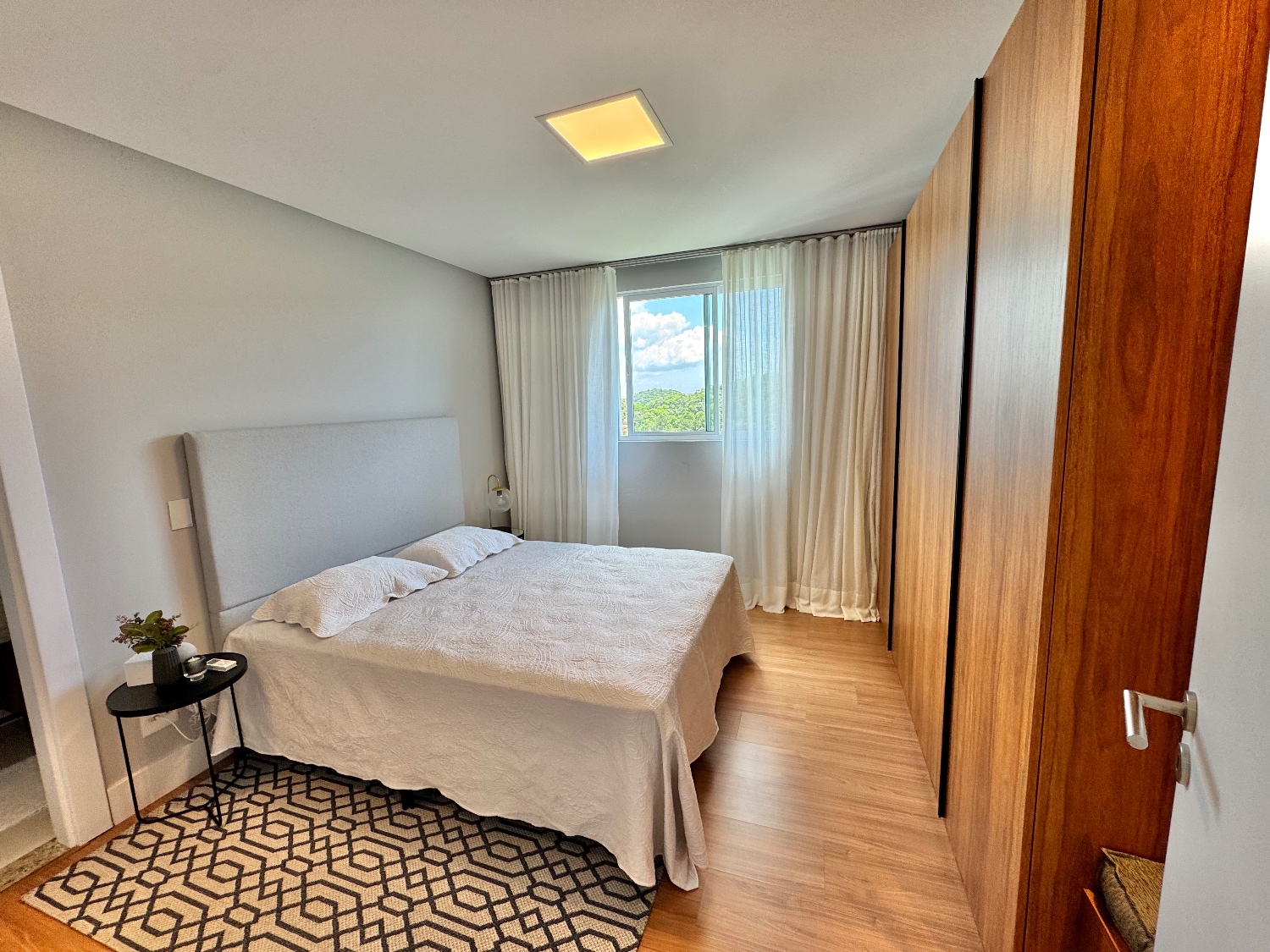 Cobertura triplex perto do mar no Ed. Ocean Tower em Balneário Camboriú - foto 25