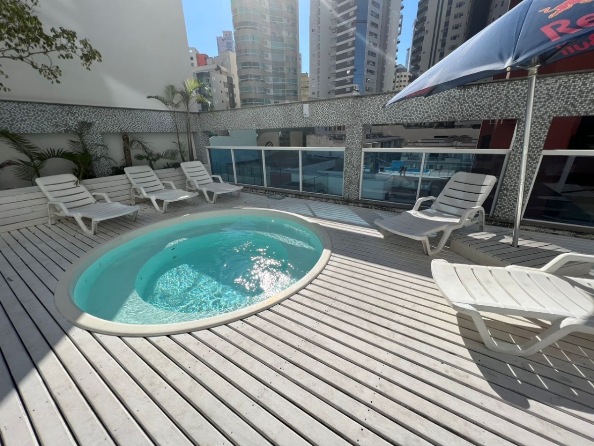 Apartamento frente mar no Ed. Number One em Balneário Camboriú - foto 9