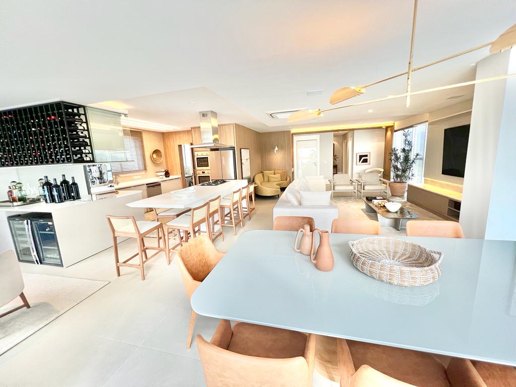 Apartamento no Ed. Ibiza Towers em Balneário Camboriú - foto 4