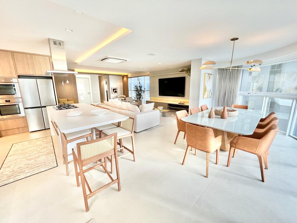 Apartamento no Ed. Ibiza Towers em Balneário Camboriú - foto 5