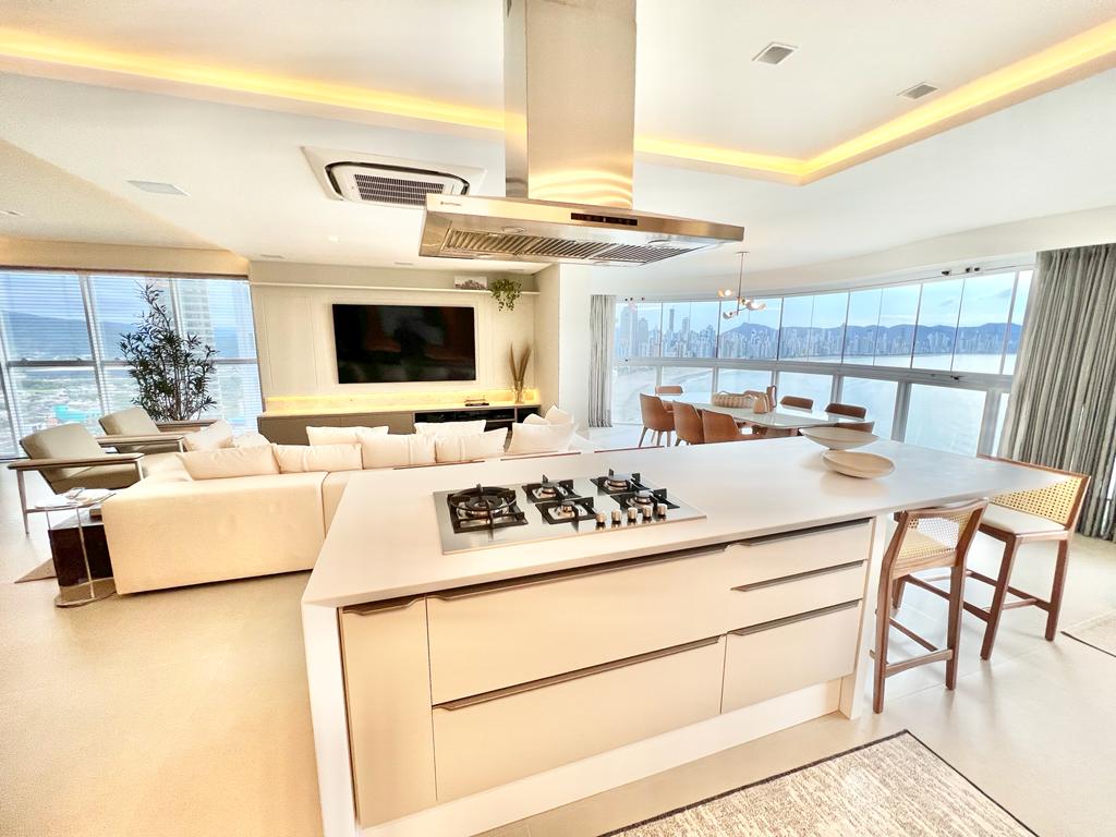 Apartamento no Ed. Ibiza Towers em Balneário Camboriú - foto 8