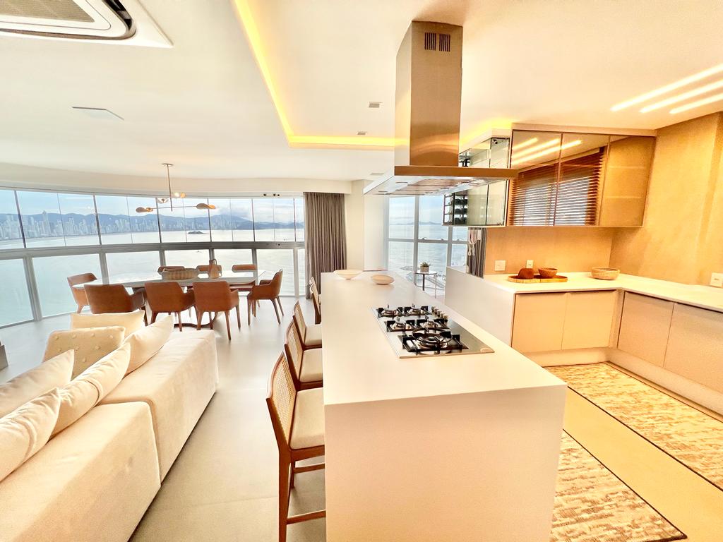 Apartamento no Ed. Ibiza Towers em Balneário Camboriú - foto 9