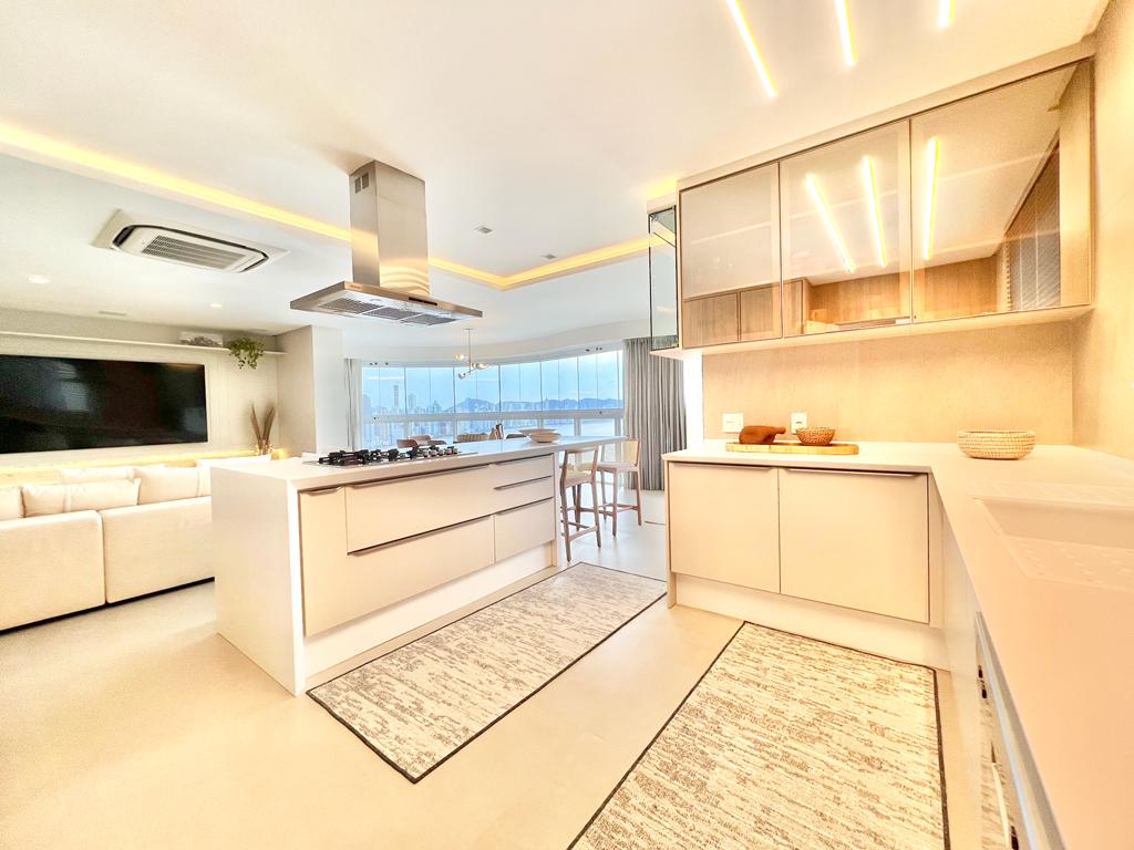 Apartamento no Ed. Ibiza Towers em Balneário Camboriú - foto 10
