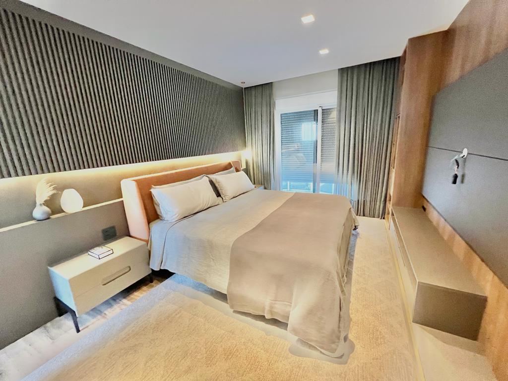Apartamento no Ed. Ibiza Towers em Balneário Camboriú - foto 17