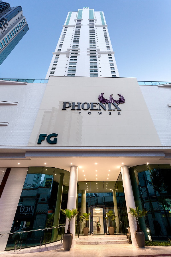 Phoenix Tower - Apartamento no Ed. Phoenix Tower em Balneário Camboriú
