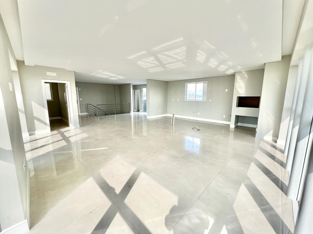 Cobertura no Ed. Biarritz Residence em Balneário Camboriú - foto 18