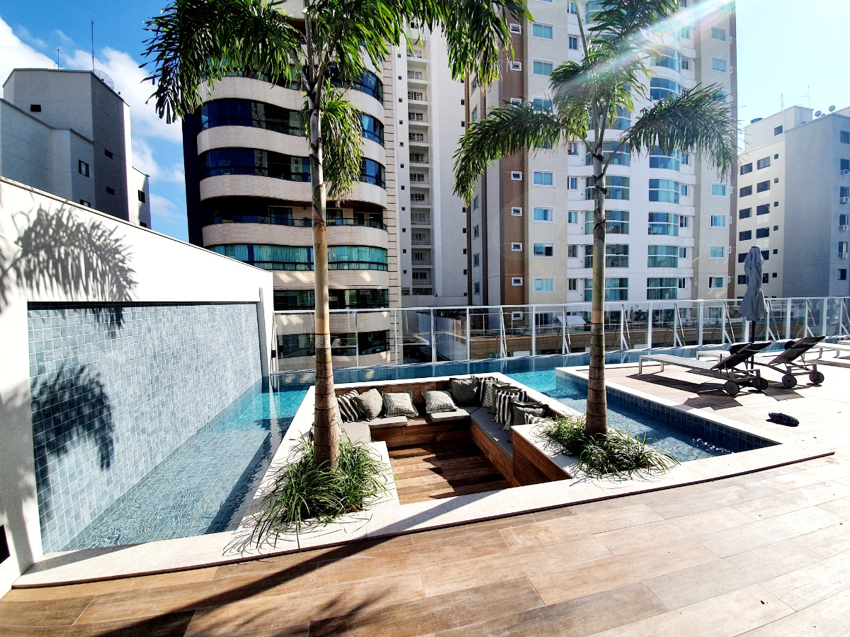 Cobertura no Ed. Biarritz Residence em Balneário Camboriú - foto 28