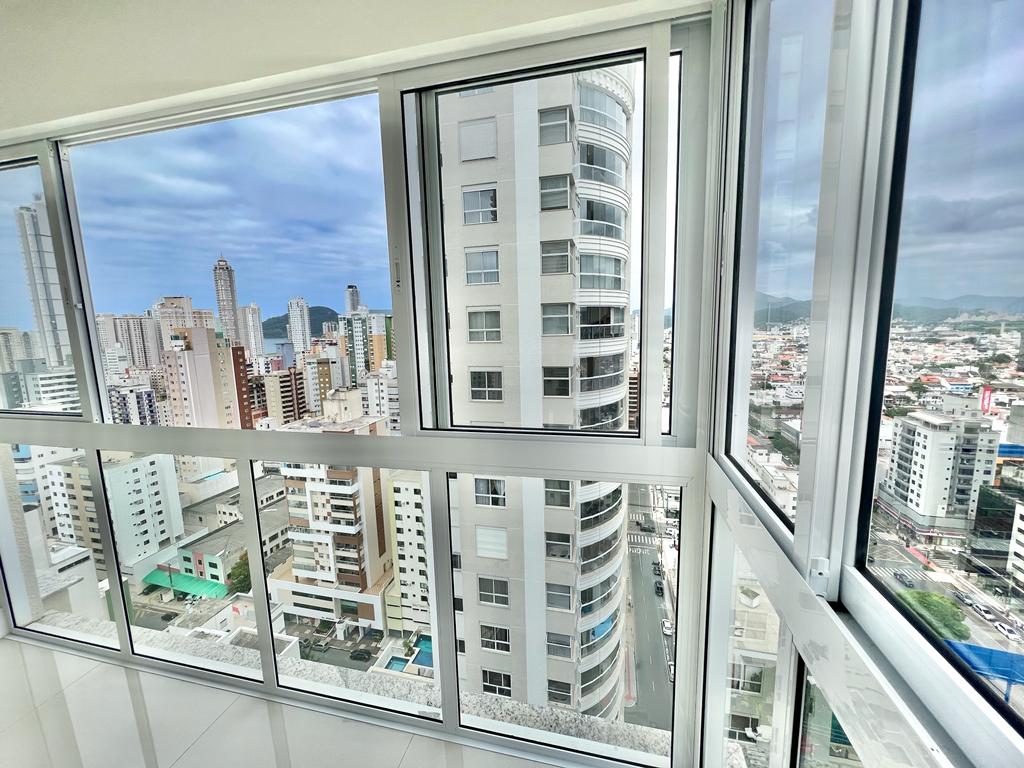 Apartamento no Ed. Salvatore Residenziale em Balneário Camboriú - foto 6