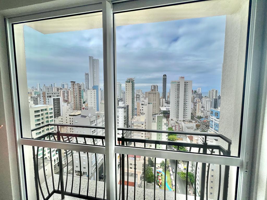 Apartamento no Ed. Salvatore Residenziale em Balneário Camboriú - foto 17