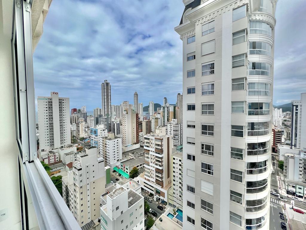 Apartamento no Ed. Salvatore Residenziale em Balneário Camboriú - foto 21