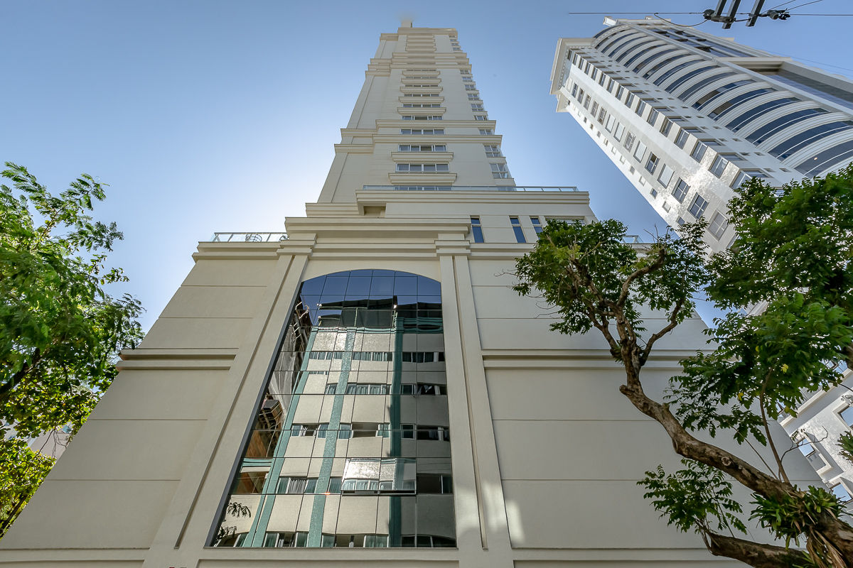 Apartamento no Ed. Salvatore Residenziale em Balneário Camboriú - foto 23