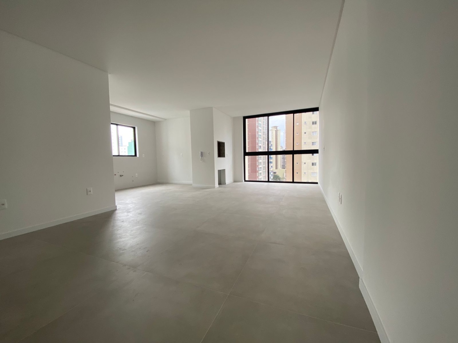 Apartamento no Edifício Farol de Valença em Balneário Camboriú - foto 14