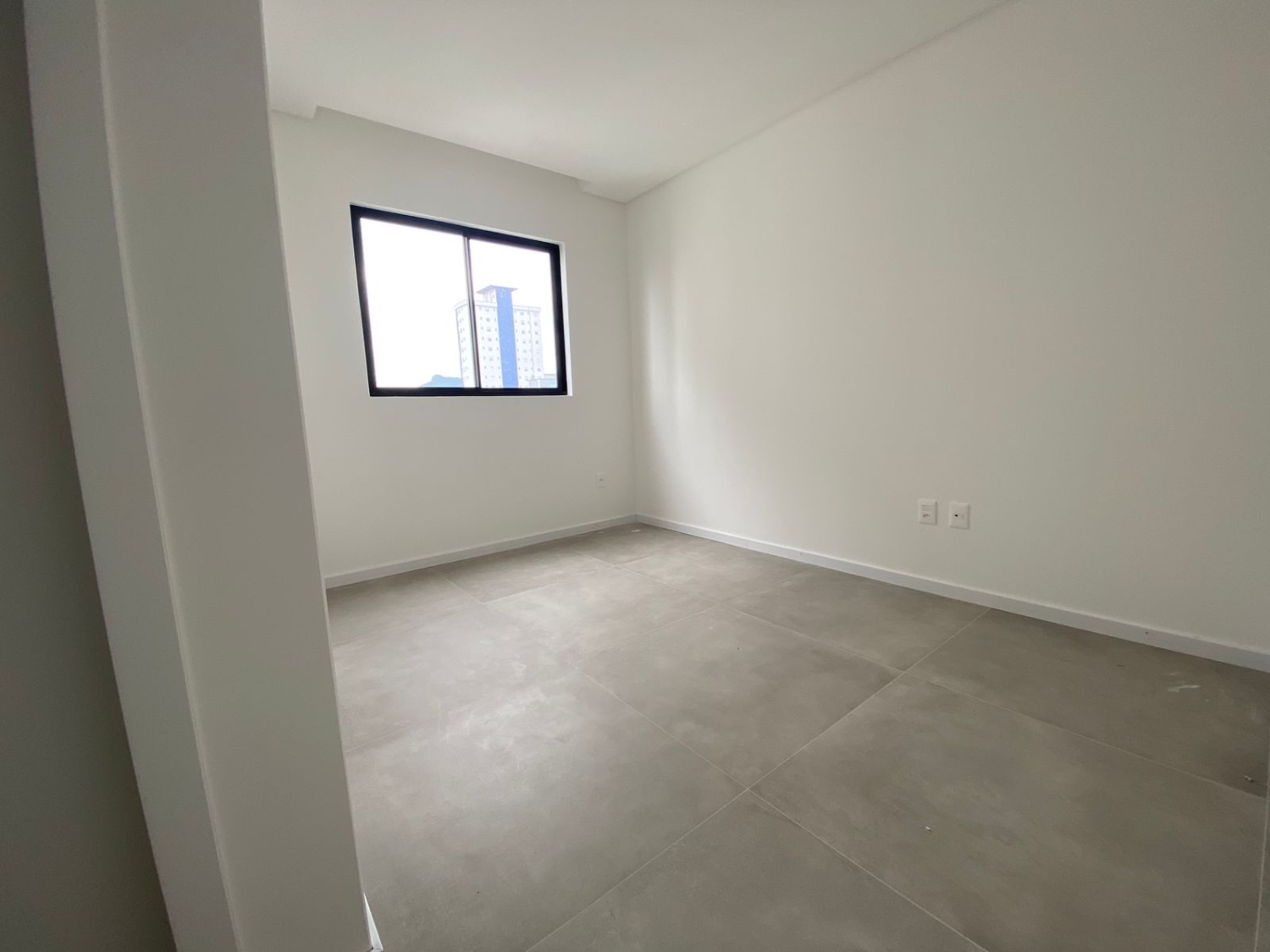 Apartamento no Edifício Farol de Valença em Balneário Camboriú - foto 19