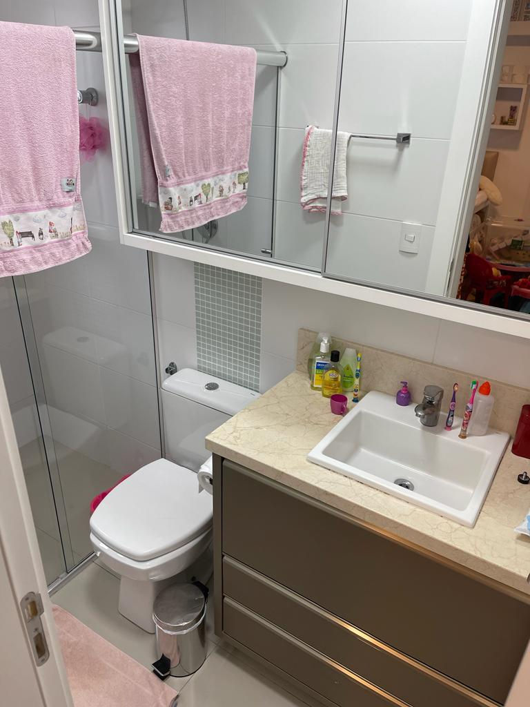 Apartamento no Edifício Porto Di Napoli em Balneário Camboriú - foto 17
