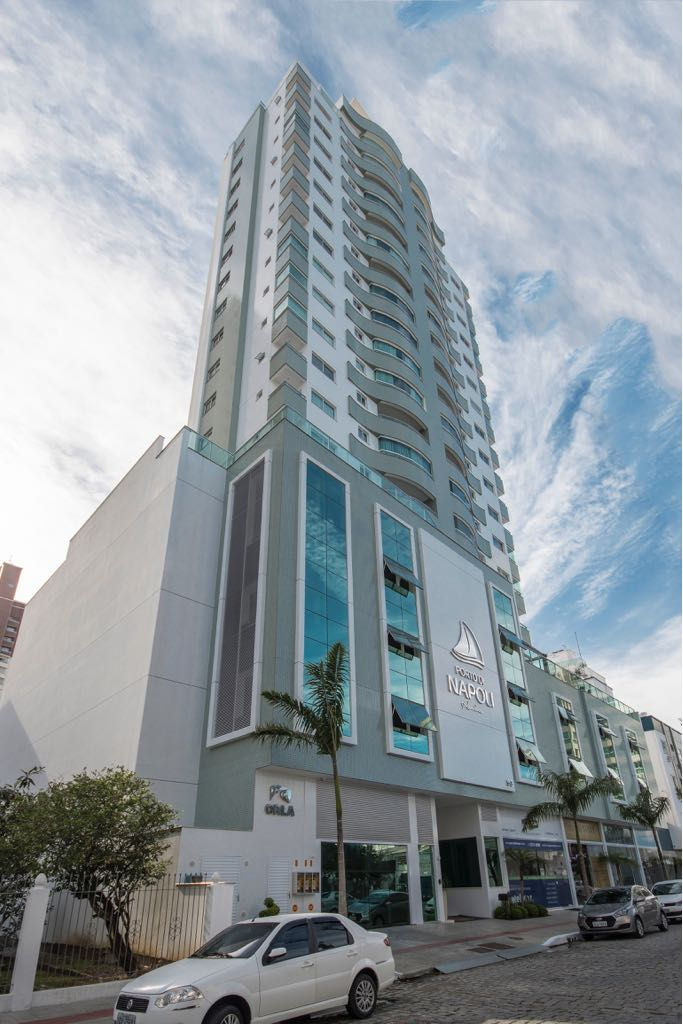 Apartamento no Edifício Porto Di Napoli em Balneário Camboriú - foto 20