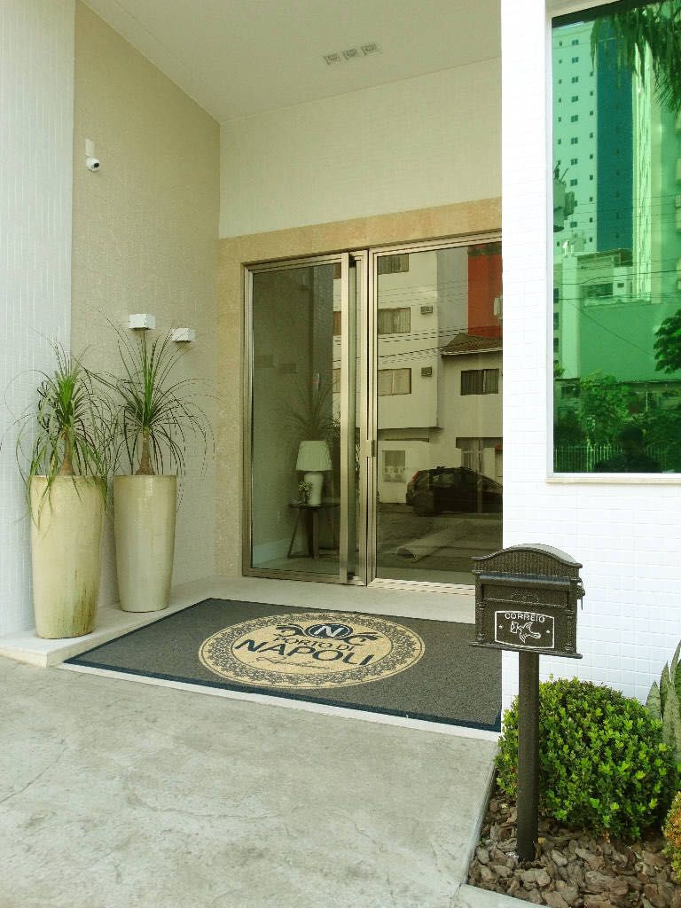 Apartamento no Edifício Porto Di Napoli em Balneário Camboriú - foto 21