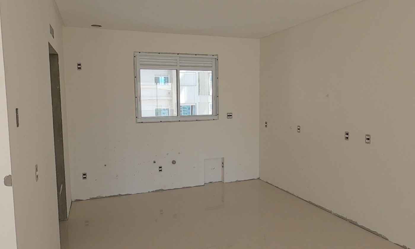 Apartamento no Ed. Hamptons da Embraed em Balneário Camboriú - foto 4