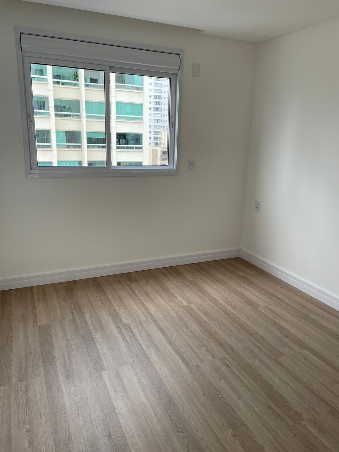 Apartamento no Ed. Porto di Bari em Balneário Camboriú - foto 8