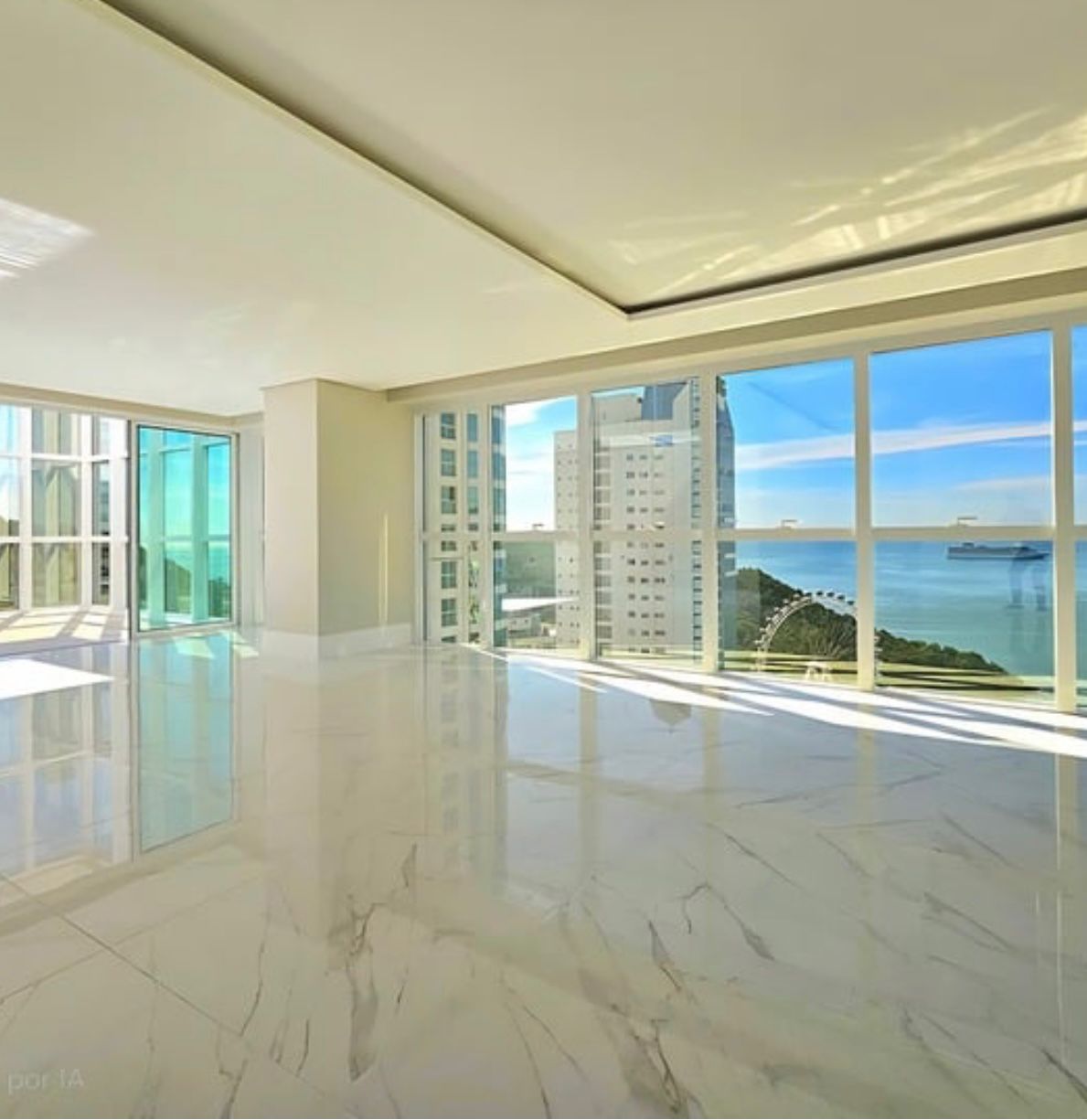 Cobertura no Ed. Skyline Tower em Balneário Camboriú - foto 4