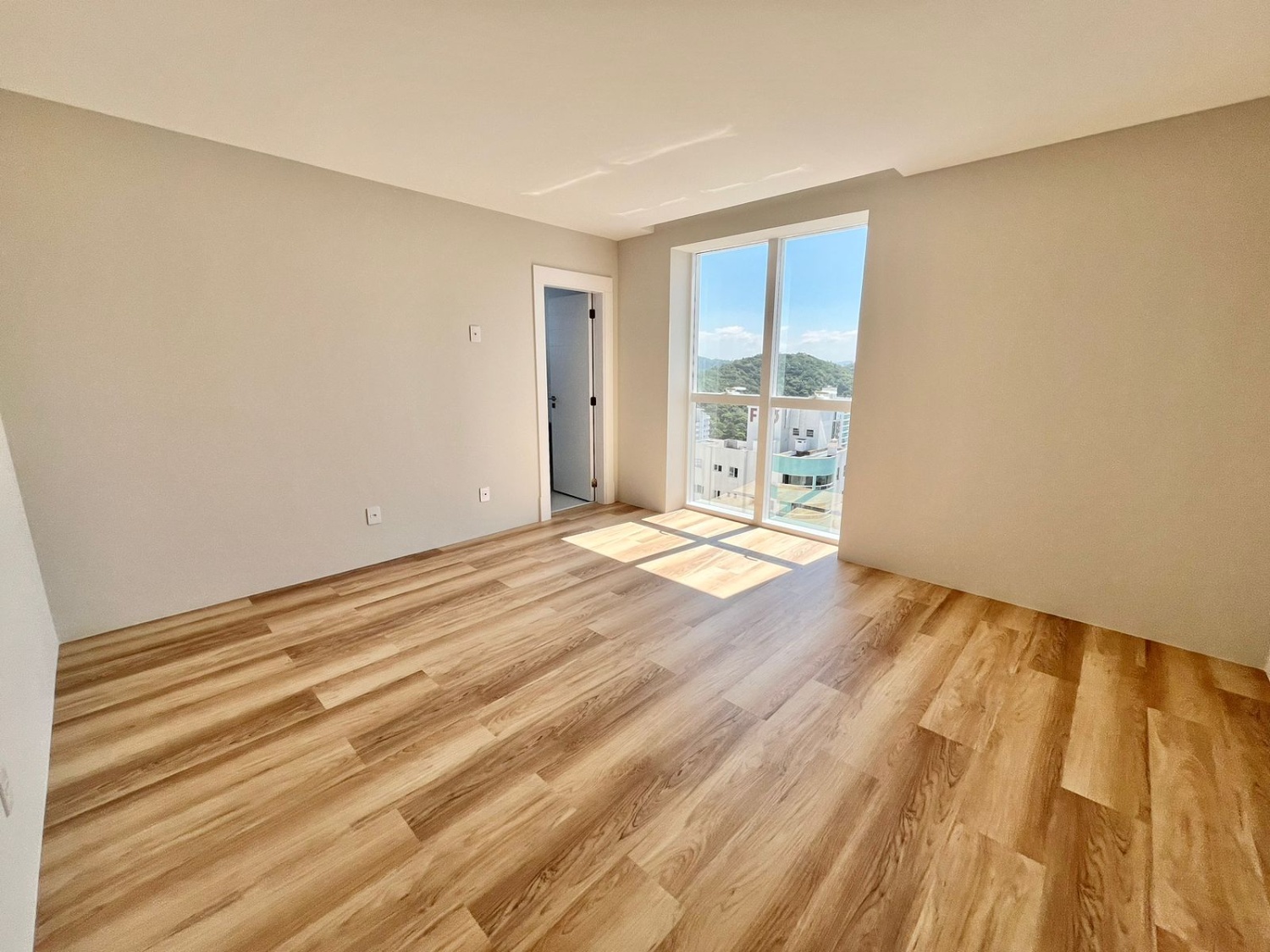 Cobertura no Ed. Skyline Tower em Balneário Camboriú - foto 19