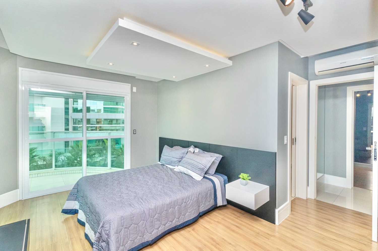 Apartamento no Condomínio Brava Beach Internacional na Praia Brava de Praia Brava - foto 11
