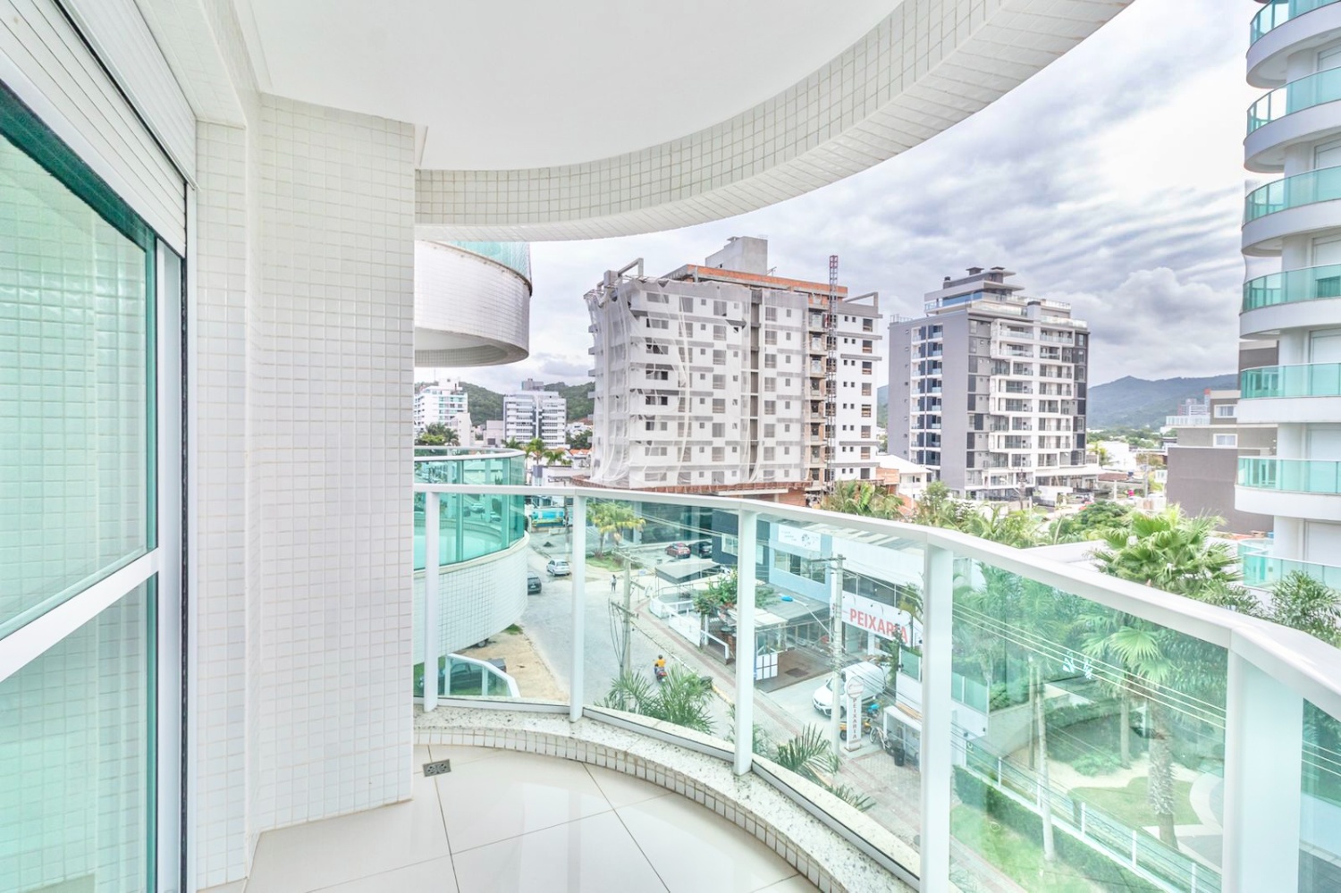 Apartamento no Condomínio Brava Beach Internacional na Praia Brava de Praia Brava - foto 20