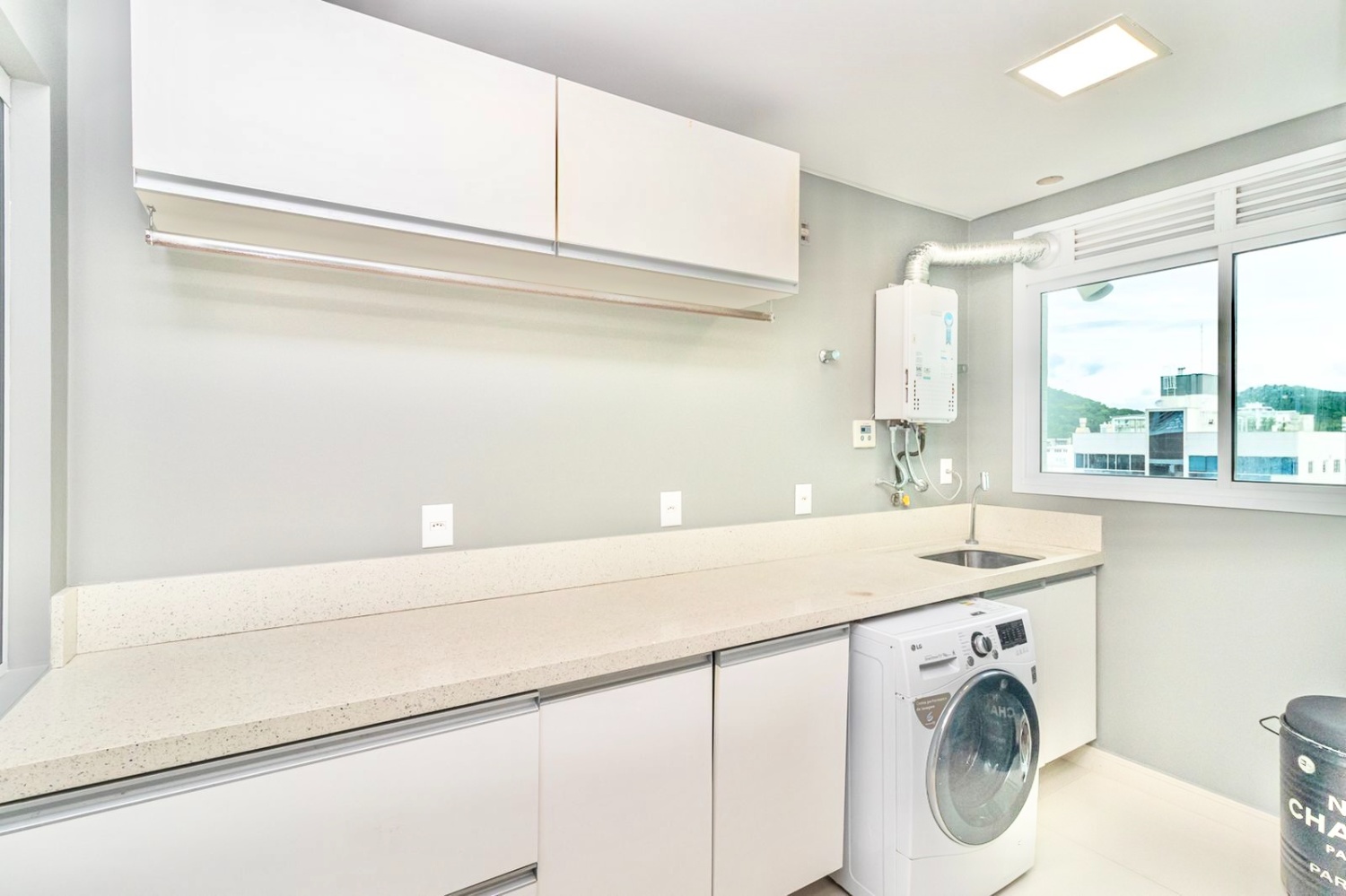 Apartamento no Condomínio Brava Beach Internacional na Praia Brava de Praia Brava - foto 31