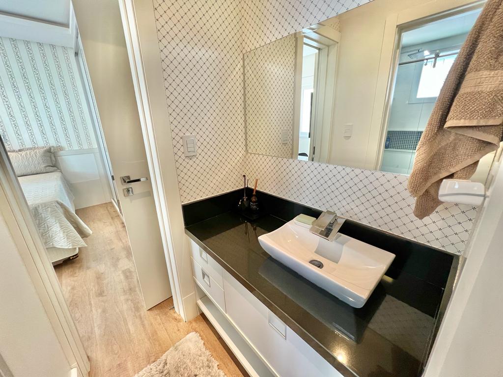 Apartamento no Ed. Ville Del Acqua em Balneário Camboriú - foto 22