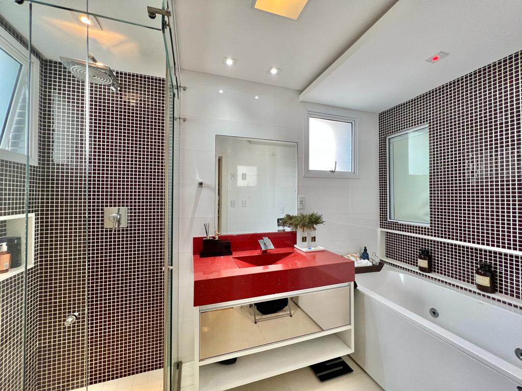 Apartamento no Ed. Ville Del Acqua em Balneário Camboriú - foto 28