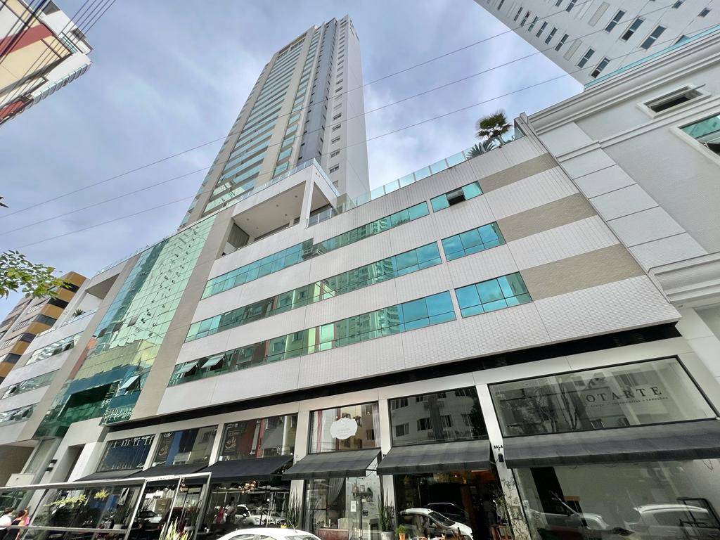 Apartamento no Ed. Ville Del Acqua em Balneário Camboriú - foto 29