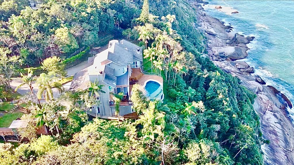 Mansão no Condomínio Horizontal Costa Azul em Balneário Camboriú - foto 6