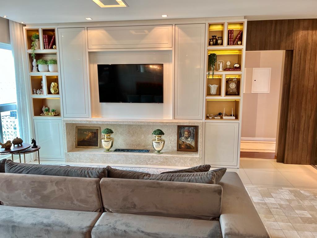 Apartamento no Ed. Império das Ondas em Balneário Camboriú - foto 9
