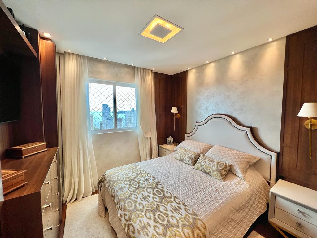 Apartamento no Ed. Império das Ondas em Balneário Camboriú - foto 12