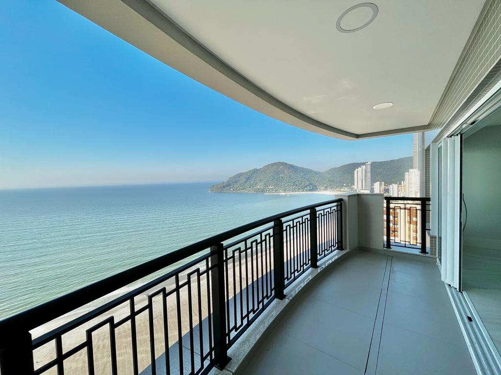 Apartamento Frente Mar no Ed. Aurora Exclusive Home em Balneário Camboriú