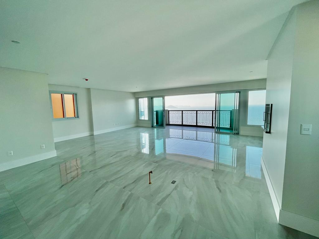 Apartamento Frente Mar no Ed. Aurora Exclusive Home em Balneário Camboriú - foto 6