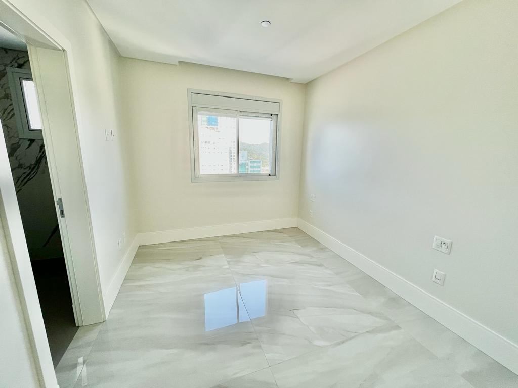 Apartamento Frente Mar no Ed. Aurora Exclusive Home em Balneário Camboriú - foto 8