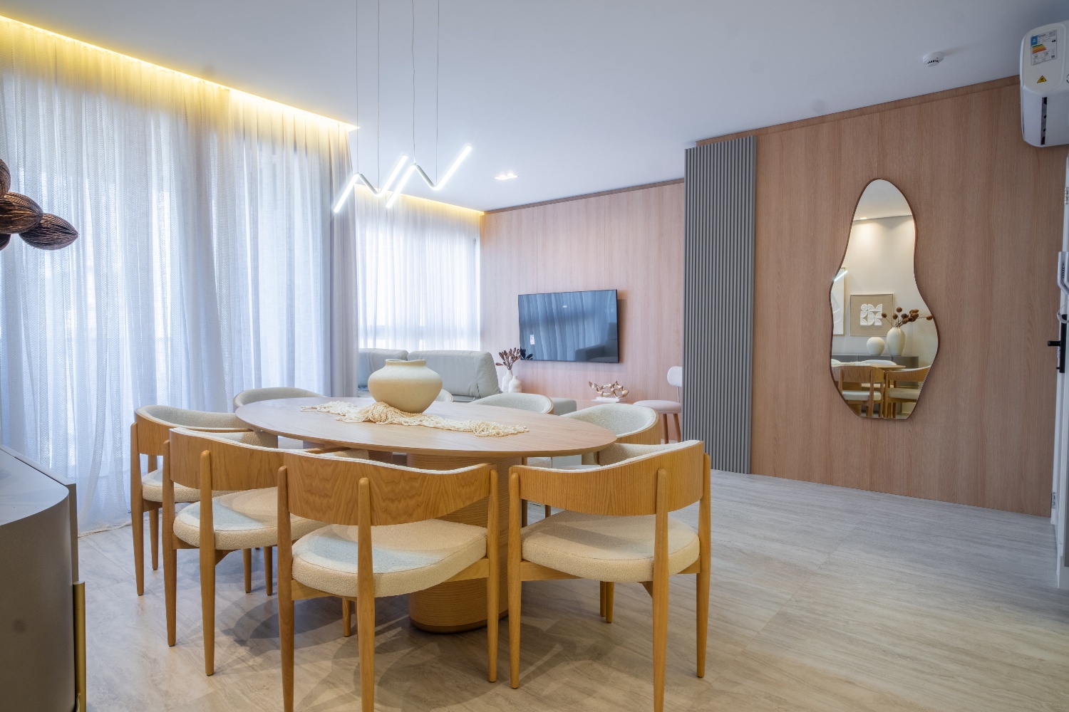 Apartamento no Ed. Riomaggiore Residenze em Balneário Camboriú - foto 2