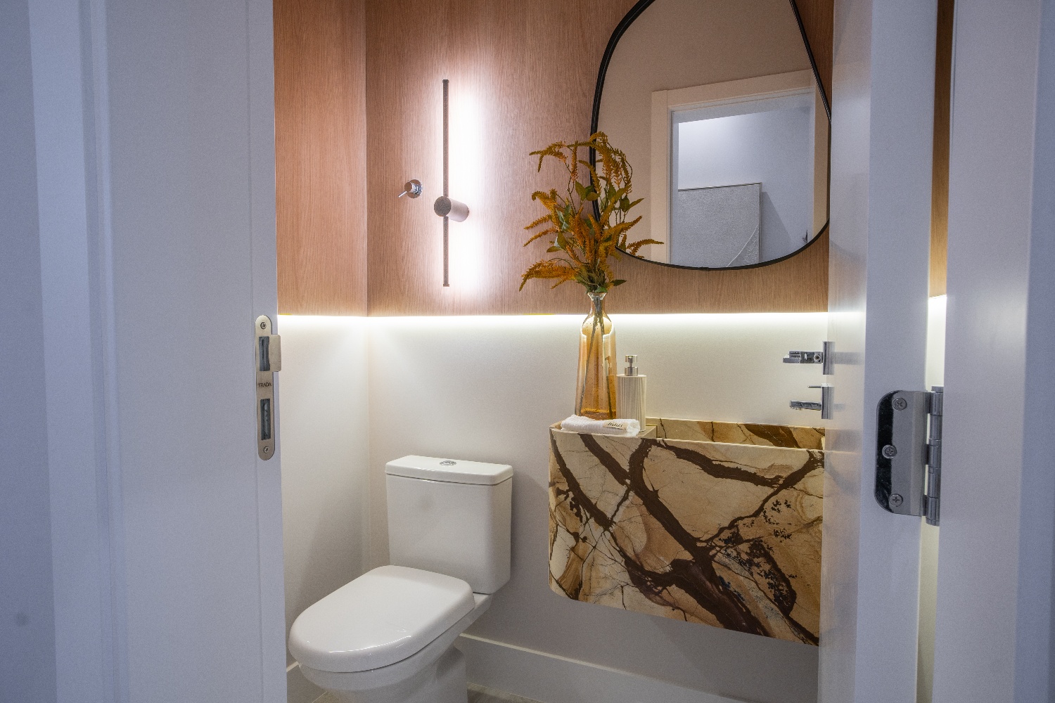 Apartamento no Ed. Riomaggiore Residenze em Balneário Camboriú - foto 12