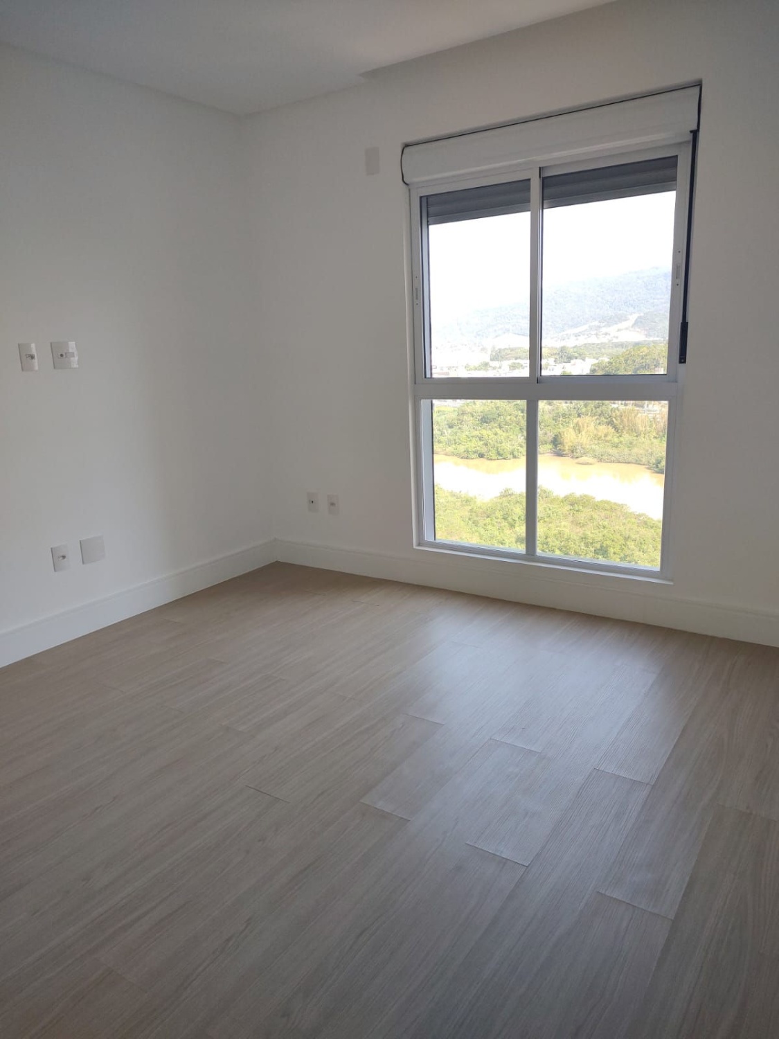 Apartamento no Residencial Mirante das Águas em Balneário Camboriú - foto 10