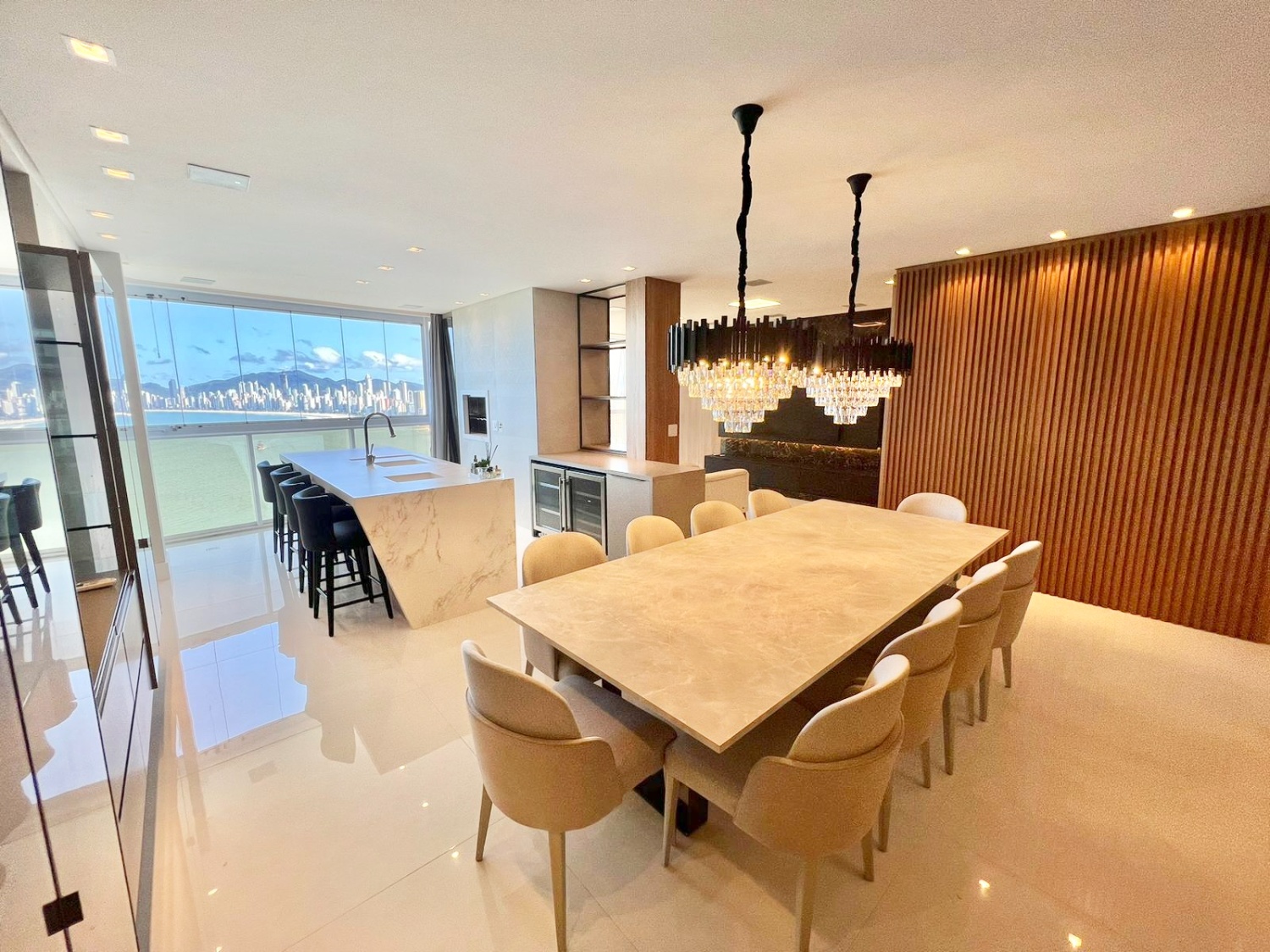 Apartamento no Ed. Italian em Balneário Camboriú - foto 3
