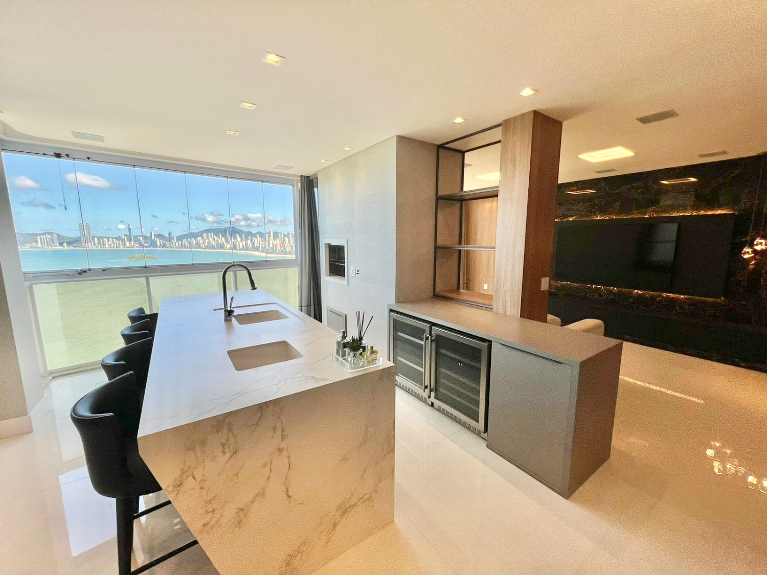 Apartamento no Ed. Italian em Balneário Camboriú - foto 5