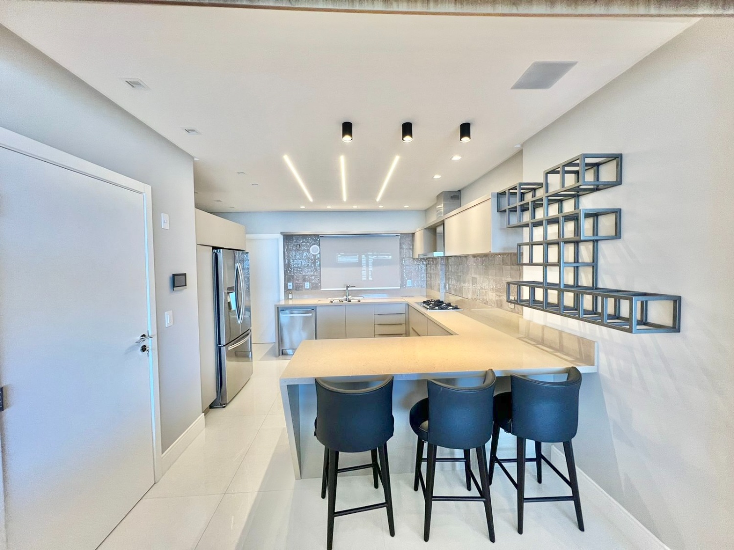 Apartamento no Ed. Italian em Balneário Camboriú - foto 8