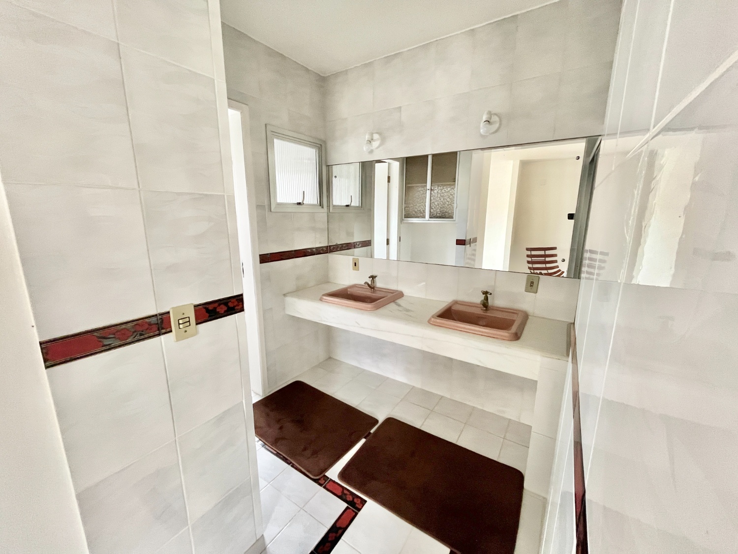 Casa com píer e vaga náutica no Condomínio Marina Camboriú em Balneário Camboriú - foto 12