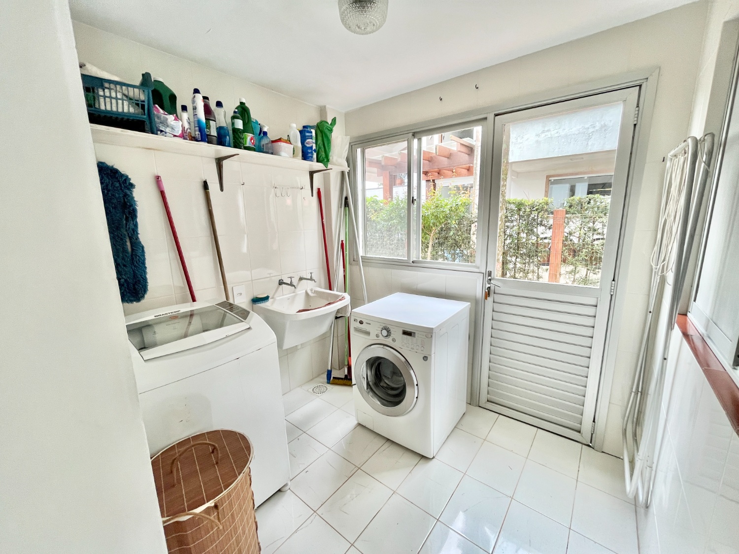 Casa com píer e vaga náutica no Condomínio Marina Camboriú em Balneário Camboriú - foto 29